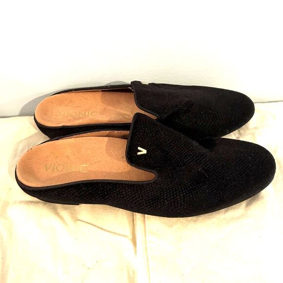Vionic Black Suede Flats - Size 7 - Picture 4 of 7
